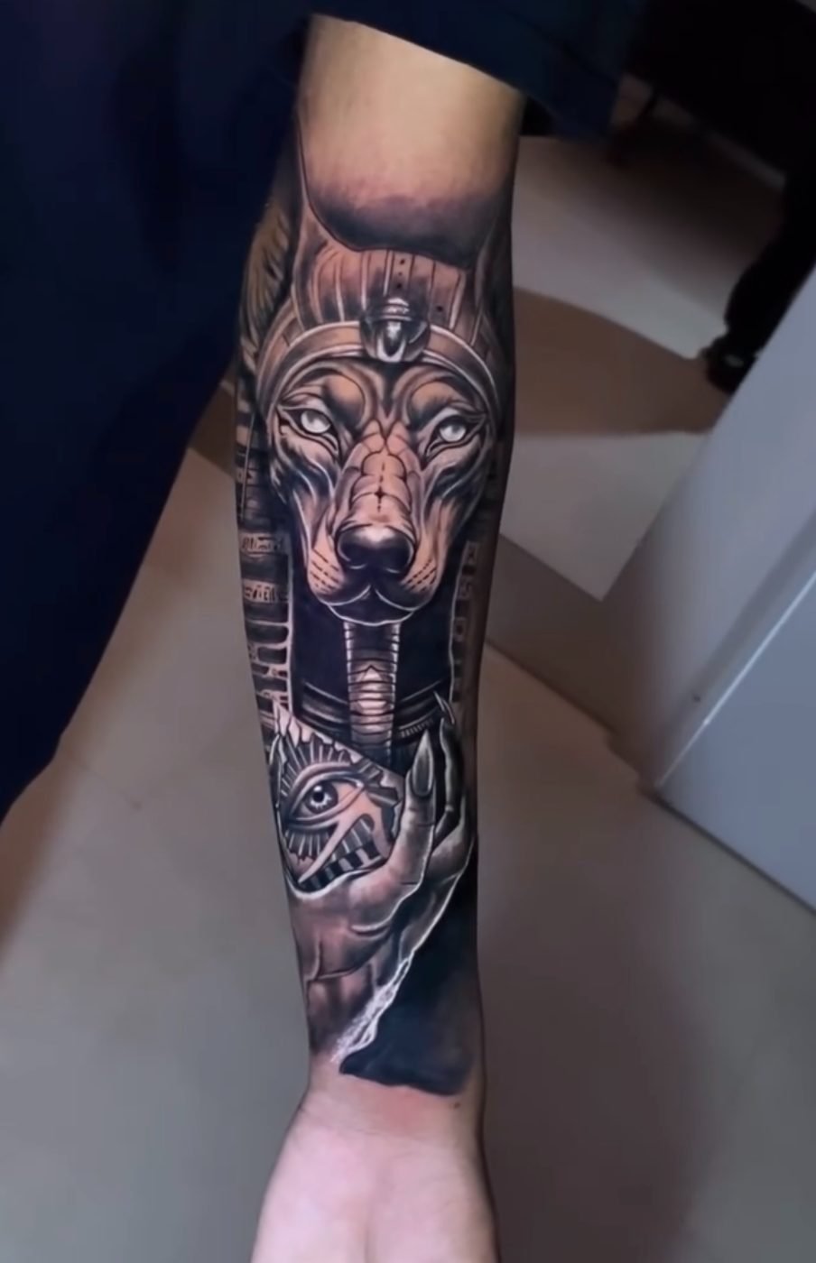 Tatuagem hiper-realista — Anubis